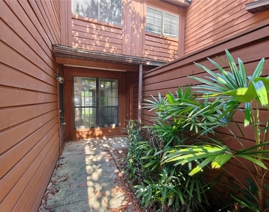 830 Sw 56th Terrace - Photo Thumbnail 1