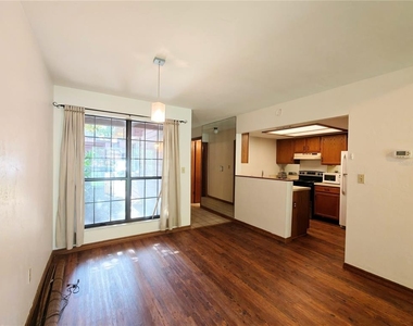 830 Sw 56th Terrace - Photo Thumbnail 6