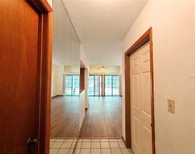 830 Sw 56th Terrace - Photo Thumbnail 17