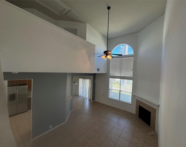 13600 Breton Ridge Street - Photo Thumbnail 12