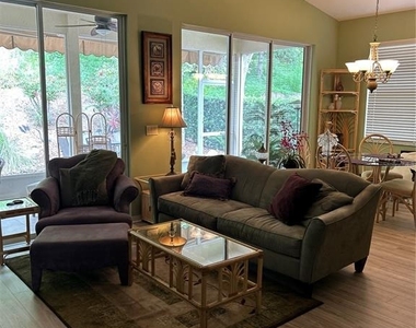 2205 Caledonian Street - Photo Thumbnail 5