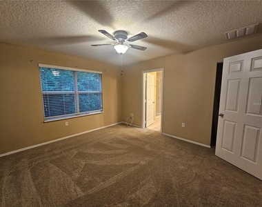 622 Old Pine Ct - Photo Thumbnail 12