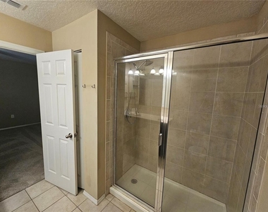 622 Old Pine Ct - Photo Thumbnail 10
