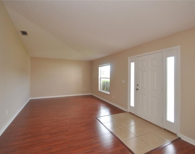 37 Louisburg Lane - Photo Thumbnail 2