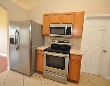 37 Louisburg Lane - Photo Thumbnail 9