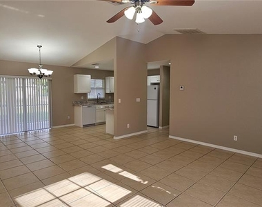 3740 Sw Santa Barbara Place - Photo Thumbnail 3