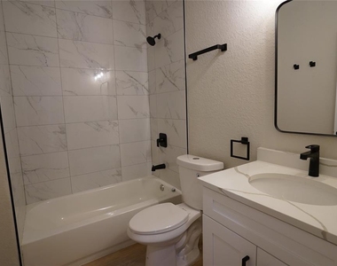 12032 Tetzel Avenue - Photo Thumbnail 10