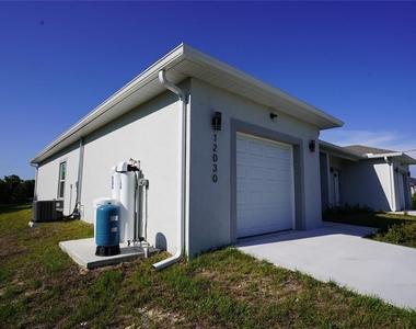 12032 Tetzel Avenue - Photo Thumbnail 5