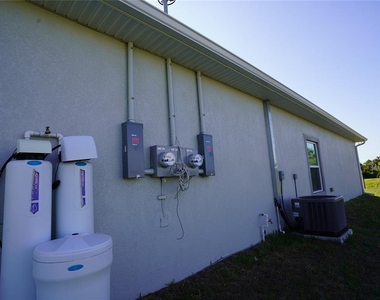 12032 Tetzel Avenue - Photo Thumbnail 2