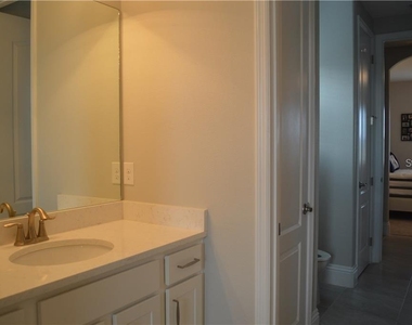 5815 Inspiration Terrace - Photo Thumbnail 10