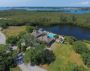 92 Tidy Island Boulevard - Photo Thumbnail 46