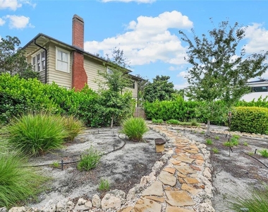 2475 Alameda Avenue - Photo Thumbnail 30
