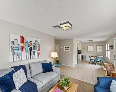 2475 Alameda Avenue - Photo Thumbnail 11