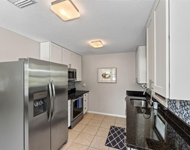 2475 Alameda Avenue - Photo Thumbnail 5