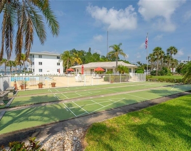 771 John Ringling Boulevard - Photo Thumbnail 12