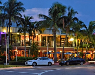 771 John Ringling Boulevard - Photo Thumbnail 14