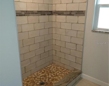 2155 Temple Street - Photo Thumbnail 6
