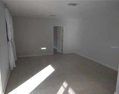 2155 Temple Street - Photo Thumbnail 4