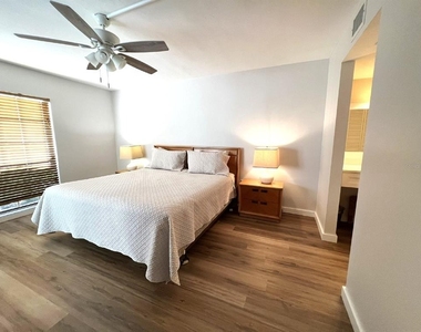 5205 Wedgewood Ln - Photo Thumbnail 8