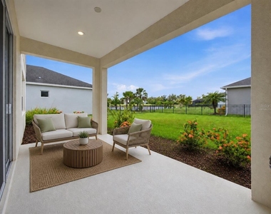 11118 Sand Pine Lane - Photo Thumbnail 7