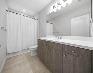 11118 Sand Pine Lane - Photo Thumbnail 34