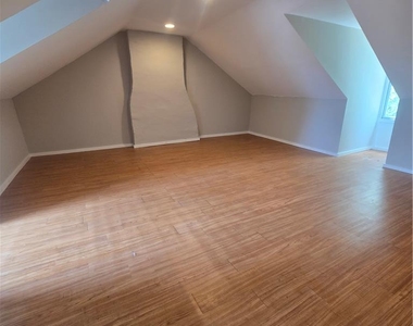 315 N 10th Street - Photo Thumbnail 5