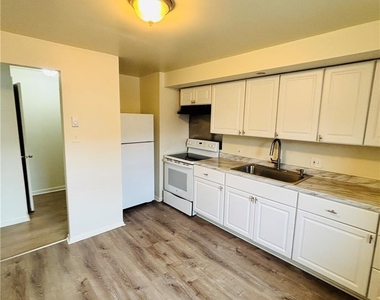 765 S 8th - Photo Thumbnail 1