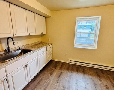765 S 8th - Photo Thumbnail 16