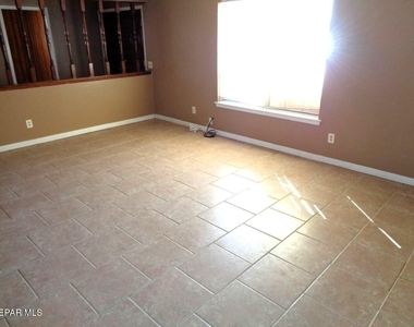 3711 Mcconnell Avenue - Photo Thumbnail 3