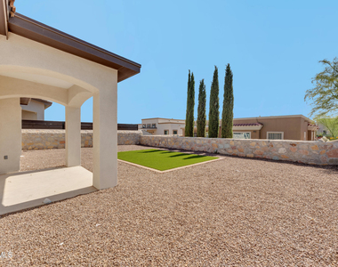 781 Cedarwood Avenue - Photo Thumbnail 34