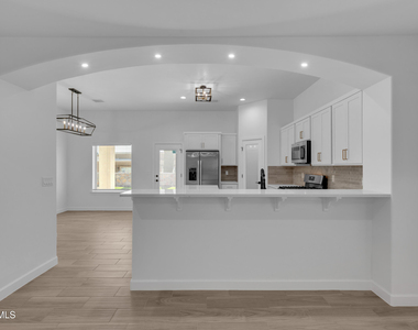 781 Cedarwood Avenue - Photo Thumbnail 17