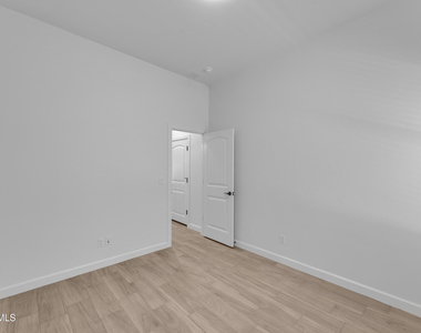 781 Cedarwood Avenue - Photo Thumbnail 11