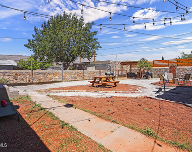 4017 Oxford Avenue - Photo Thumbnail 24