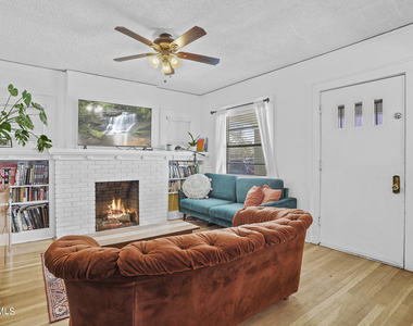 4017 Oxford Avenue - Photo Thumbnail 5