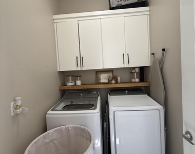 1732 Eased Street - Photo Thumbnail 24