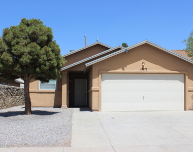 13978 Vaquero Rock Drive - Photo Thumbnail 2