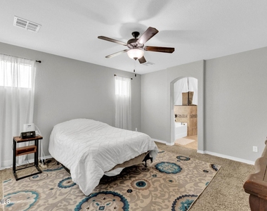 408 Bellwoode Avenue - Photo Thumbnail 35