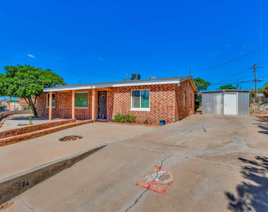 1001 Atwood Drive - Photo Thumbnail 28