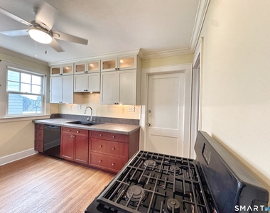 14 Woodbury Avenue - Photo Thumbnail 2