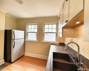 14 Woodbury Avenue - Photo Thumbnail 1