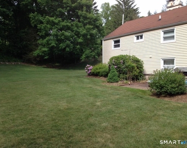 15 Earl Avenue - Photo Thumbnail 1
