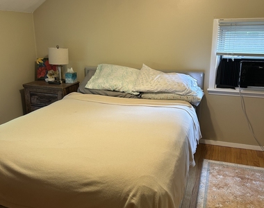15 Earl Avenue - Photo Thumbnail 13