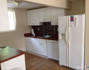 15 Earl Avenue - Photo Thumbnail 4