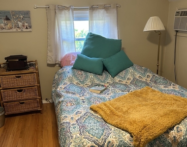 15 Earl Avenue - Photo Thumbnail 16