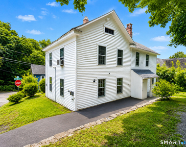 111 Rockwell Street - Photo Thumbnail 2