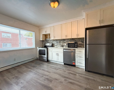 18 Prospect Avenue - Photo Thumbnail 4