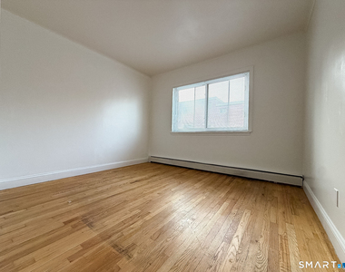 18 Prospect Avenue - Photo Thumbnail 7
