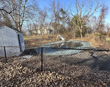 167 Kings Highway - Photo Thumbnail 7