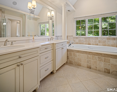 39 Powder Horn Hill Road - Photo Thumbnail 10