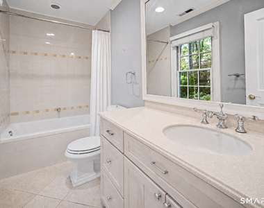 39 Powder Horn Hill Road - Photo Thumbnail 13